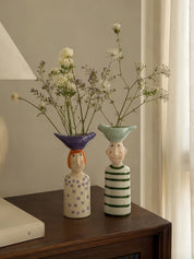 Couple Ceramic Flower Vase – Cute Whimsical Decor for Eclectic Shelf & Table