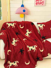 Moonlit Gallop Throw Blanket, Retro Soft & Fluffy Sofa Throw for Cozy Living Room Decor