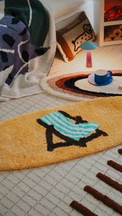 Beach Day Floor Rug, Machine-washable Soft Playful Coastal Style Accent Decorative Rug