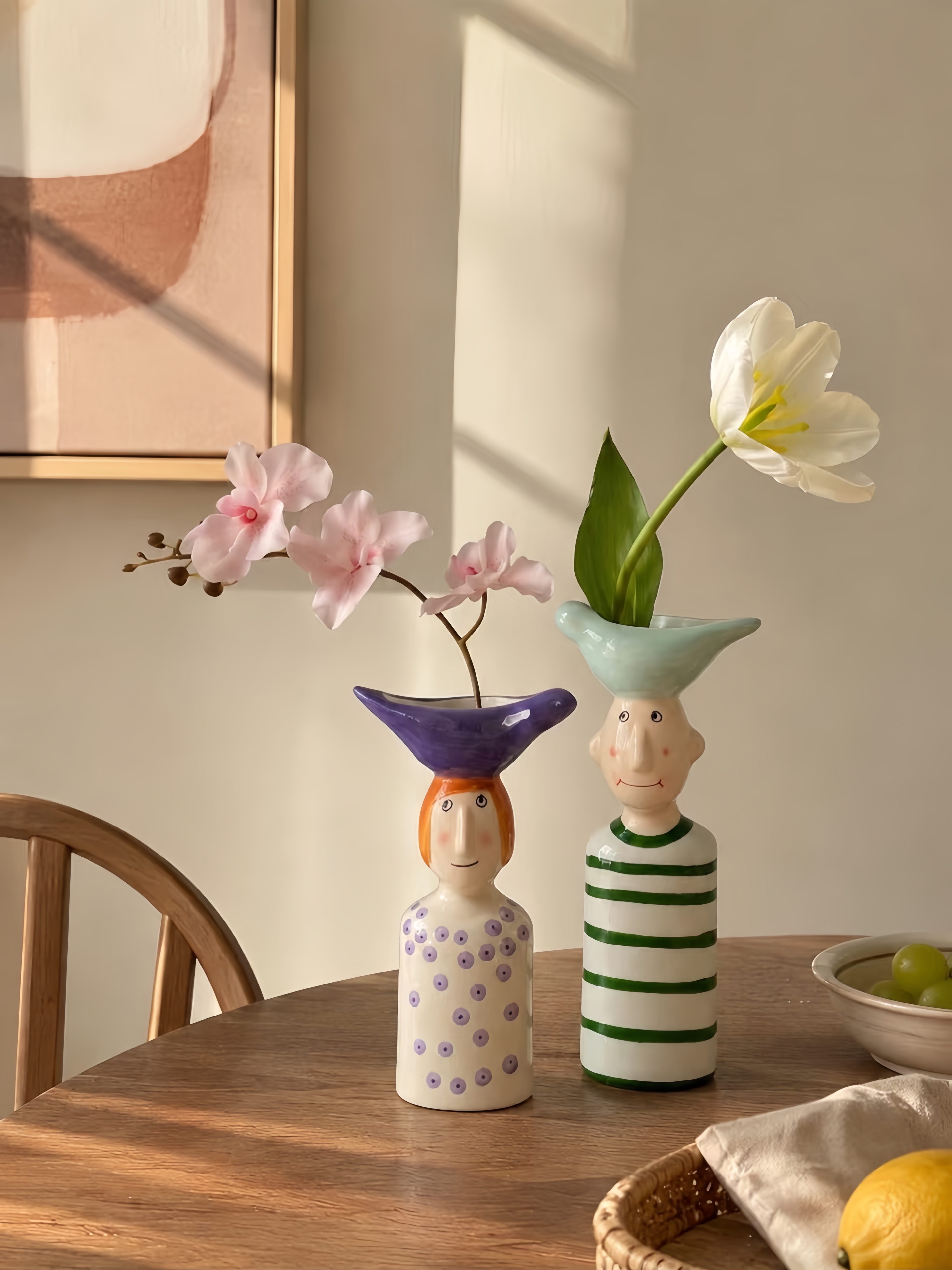 Couple Ceramic Flower Vase – Cute Whimsical Decor for Eclectic Shelf & Table