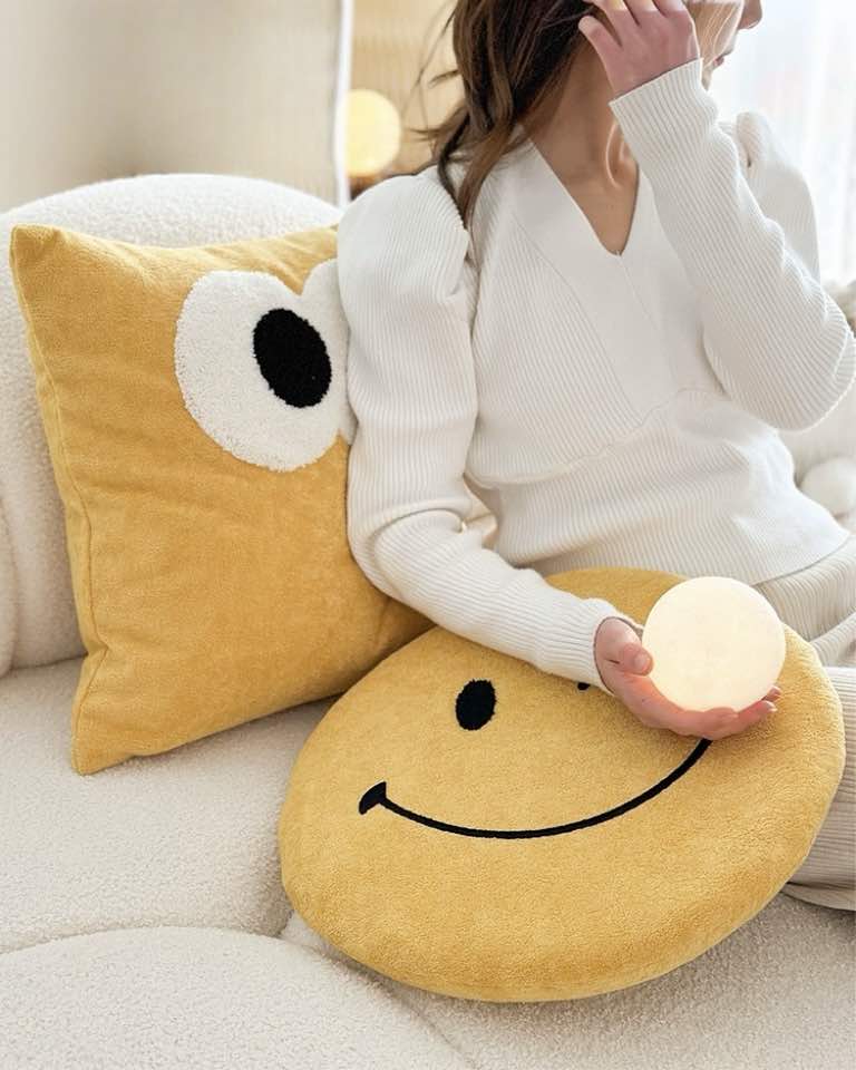 Cute Whimsical Big Eyes Puffy Decorative Throw Pillow - Big Eyes Decorative Throw Pillow-Ginger - INSPECIAL HOME