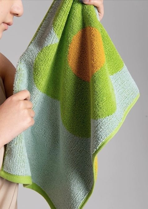 Cute Whimsical Sunflower Bath Towel - Ultra Soft & Absorbent Staple Cotton - Sunflower Bath Towel - Green Bath Towel - 140 * 70cm - INSPECIAL HOME