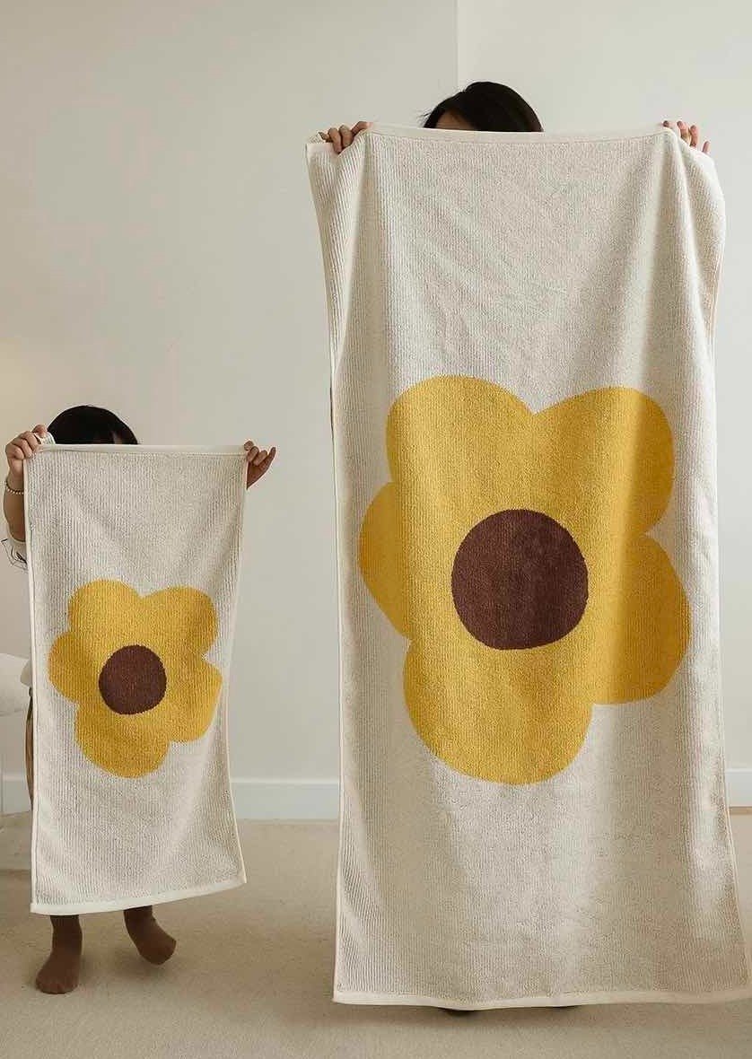 Cute Whimsical Sunflower Bath Towel - Ultra Soft & Absorbent Staple Cotton - Sunflower Bath Towel - Green Bath Towel - 140 * 70cm - INSPECIAL HOME