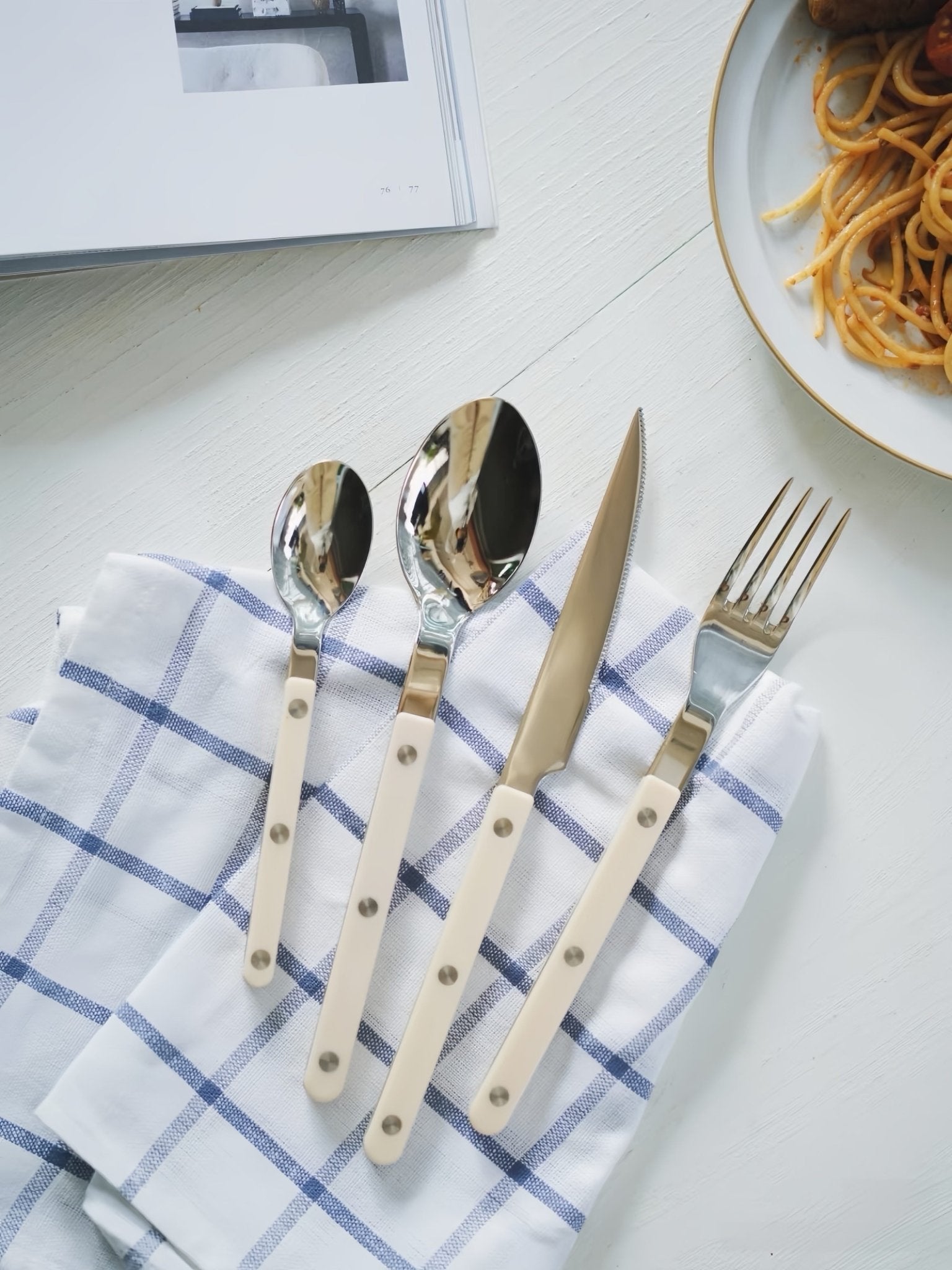 Elegant Modern Nordic Flatware Set Of 10 - Bistrot Rivet Cutlery Silverware -Flatware Sets- 10-Pcs Nordic Style Flatware Set - Ivory - INSPECIAL HOME