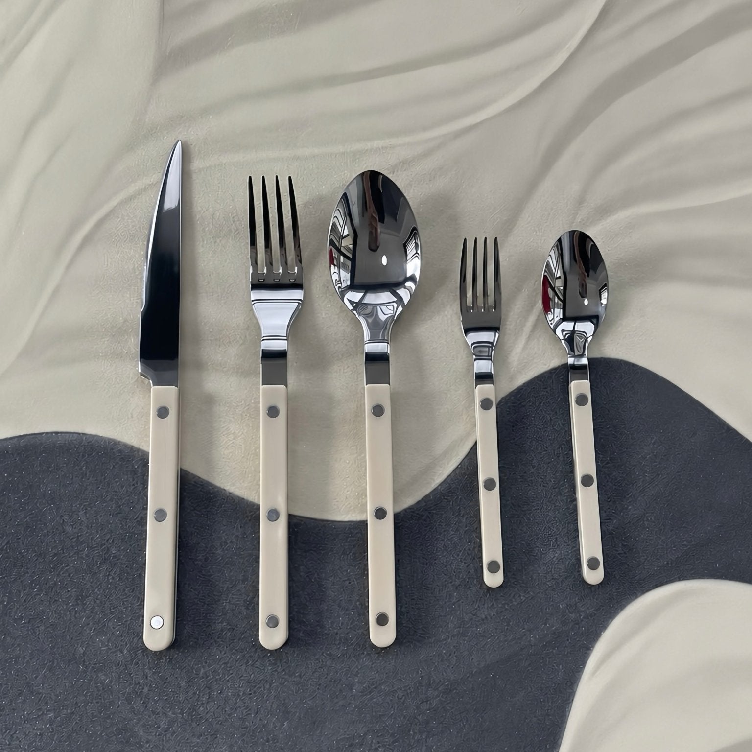 Elegant Modern Nordic Flatware Set Of 10 - Bistrot Rivet Cutlery Silverware -Flatware Sets- 10-Pcs Nordic Style Flatware Set - Ivory - INSPECIAL HOME
