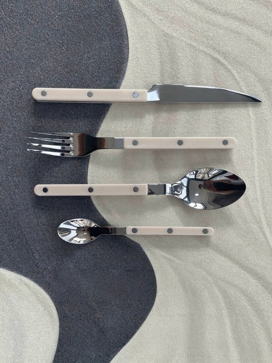Elegant Modern Nordic Flatware Set Of 8 ( $4.9 Each ) - Bistrot Rivet Cutlery Silverware - Flatware Sets - 8 - Pcs Nordic Style Flatware Set - Ivory - Sabre Paris