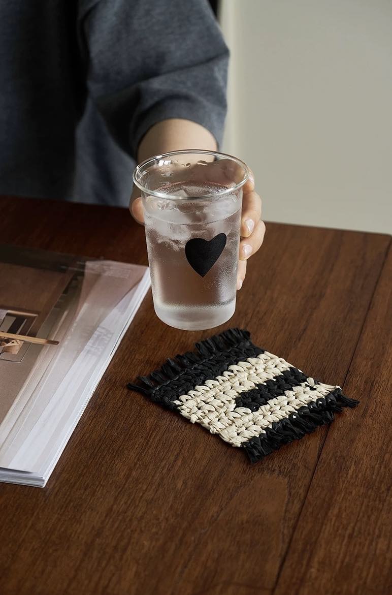 Handmade Retro Nordic Woven Reed Placemat Set of 4 Pcs for Elegant Table Setting - Retro Nordic Style Placemat Set - INSPECIAL HOME