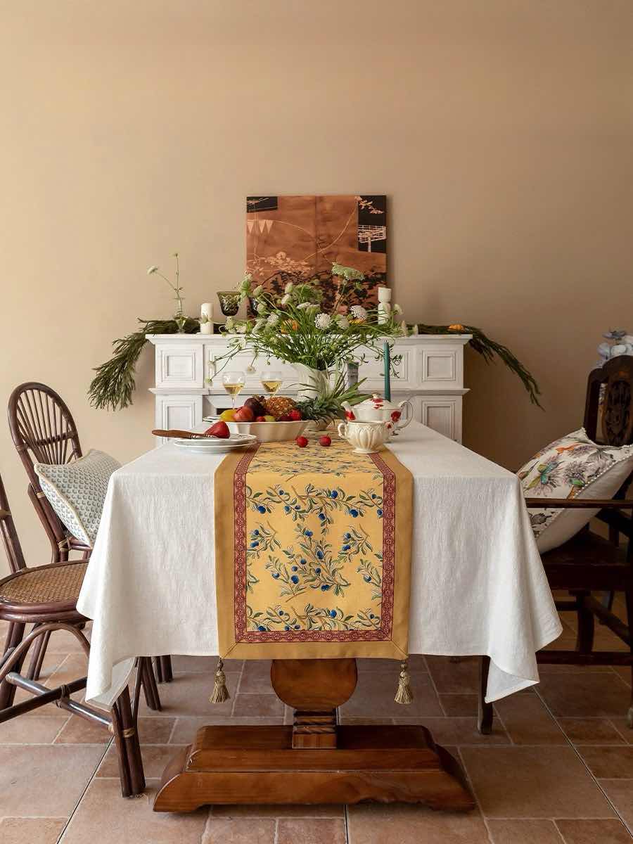 Italian Floral Decorative Table Runner for Elegant Table Setting - Italian Floral Decorative Table Runner - INSPECIAL HOME