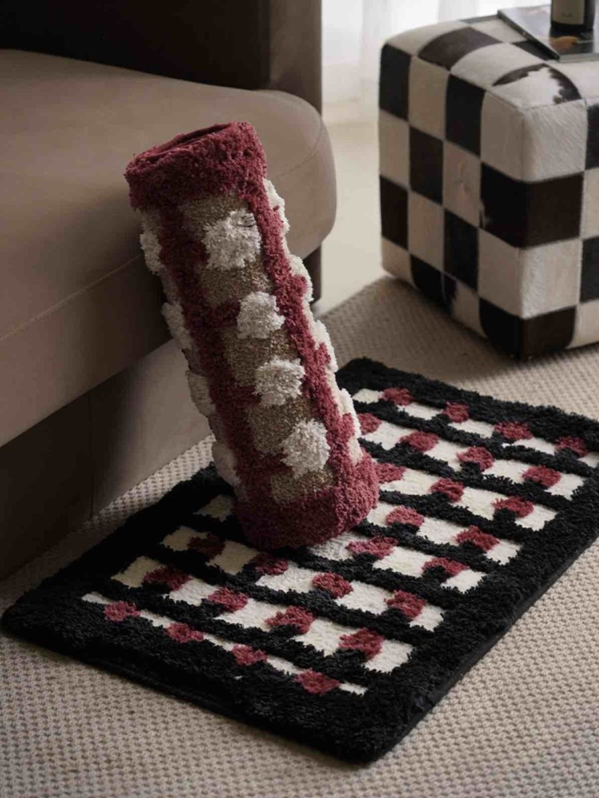 Retro Dotted Bath Rug, Ultra Soft, Absorbent & Anti - slip - Retro Dotted Bath Rug - Red Dots & Black Stripes - INSPECIAL HOME
