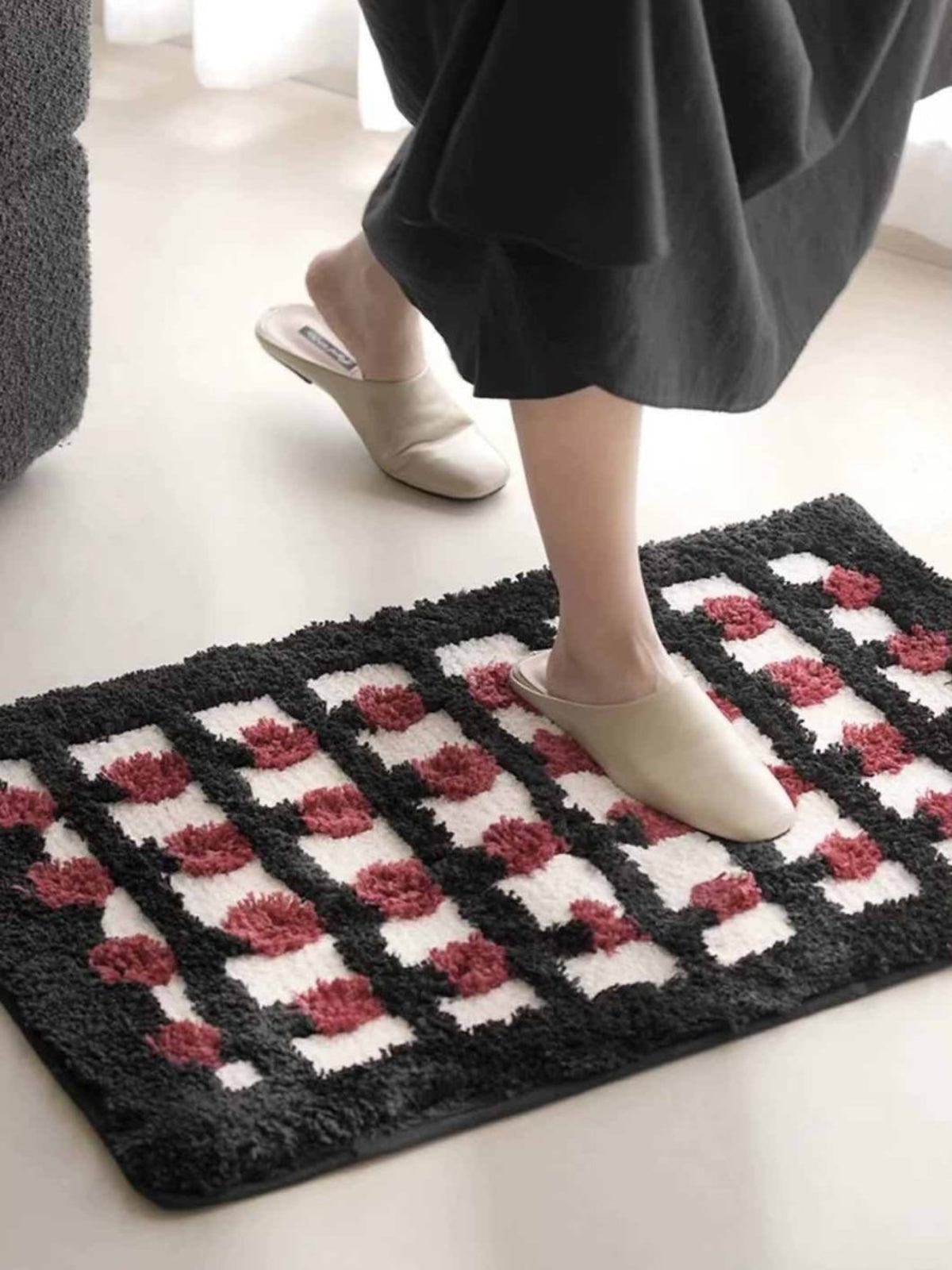 Retro Dotted Bath Rug, Ultra Soft, Absorbent & Anti - slip - Retro Dotted Bath Rug - Red Dots & Black Stripes - INSPECIAL HOME