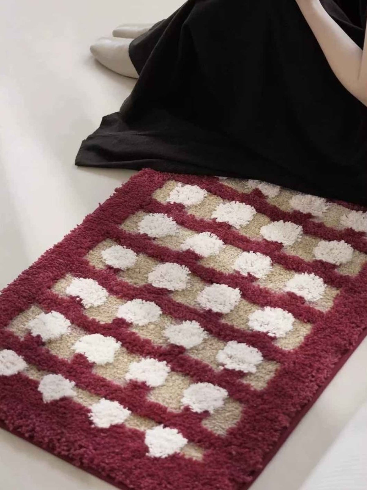 Retro Dotted Bath Rug, Ultra Soft, Absorbent & Anti - slip - Retro Dotted Bath Rug - Red Dots & Black Stripes - INSPECIAL HOME