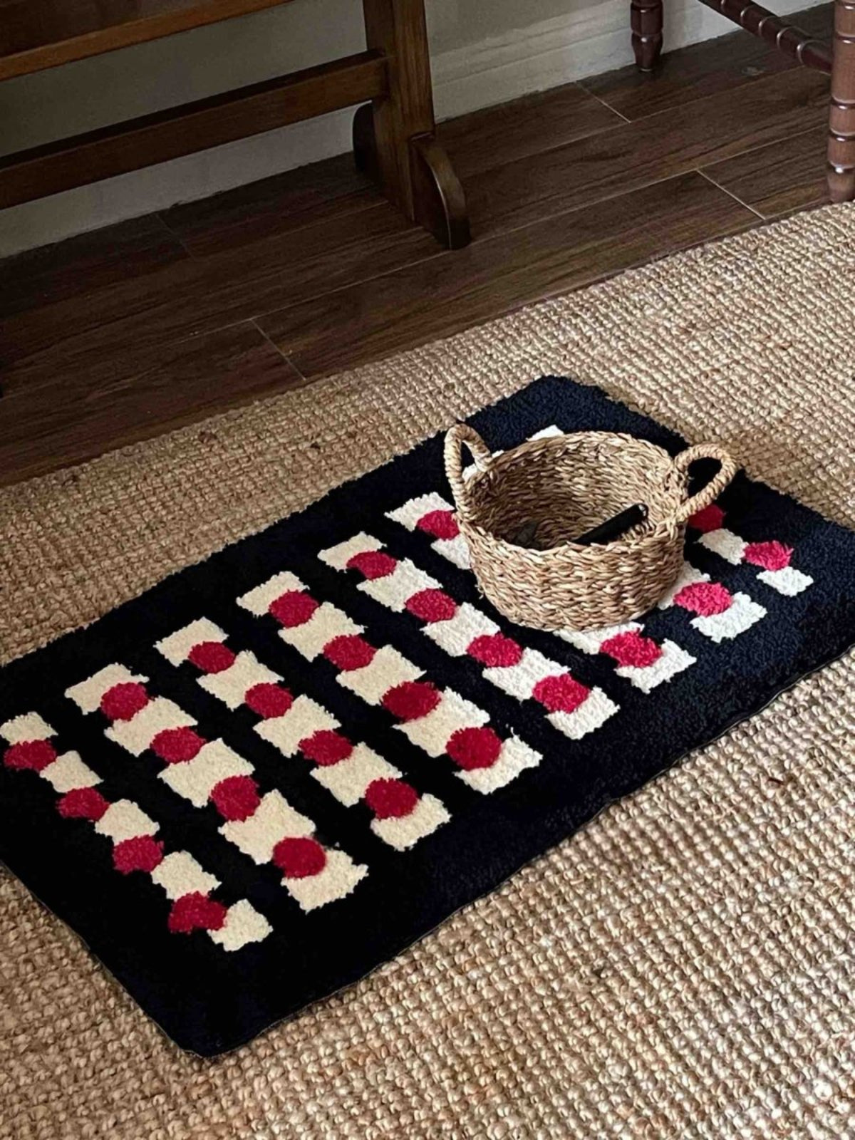 Retro Dotted Bath Rug, Ultra Soft, Absorbent & Anti - slip - Retro Dotted Bath Rug - Red Dots & Black Stripes - INSPECIAL HOME