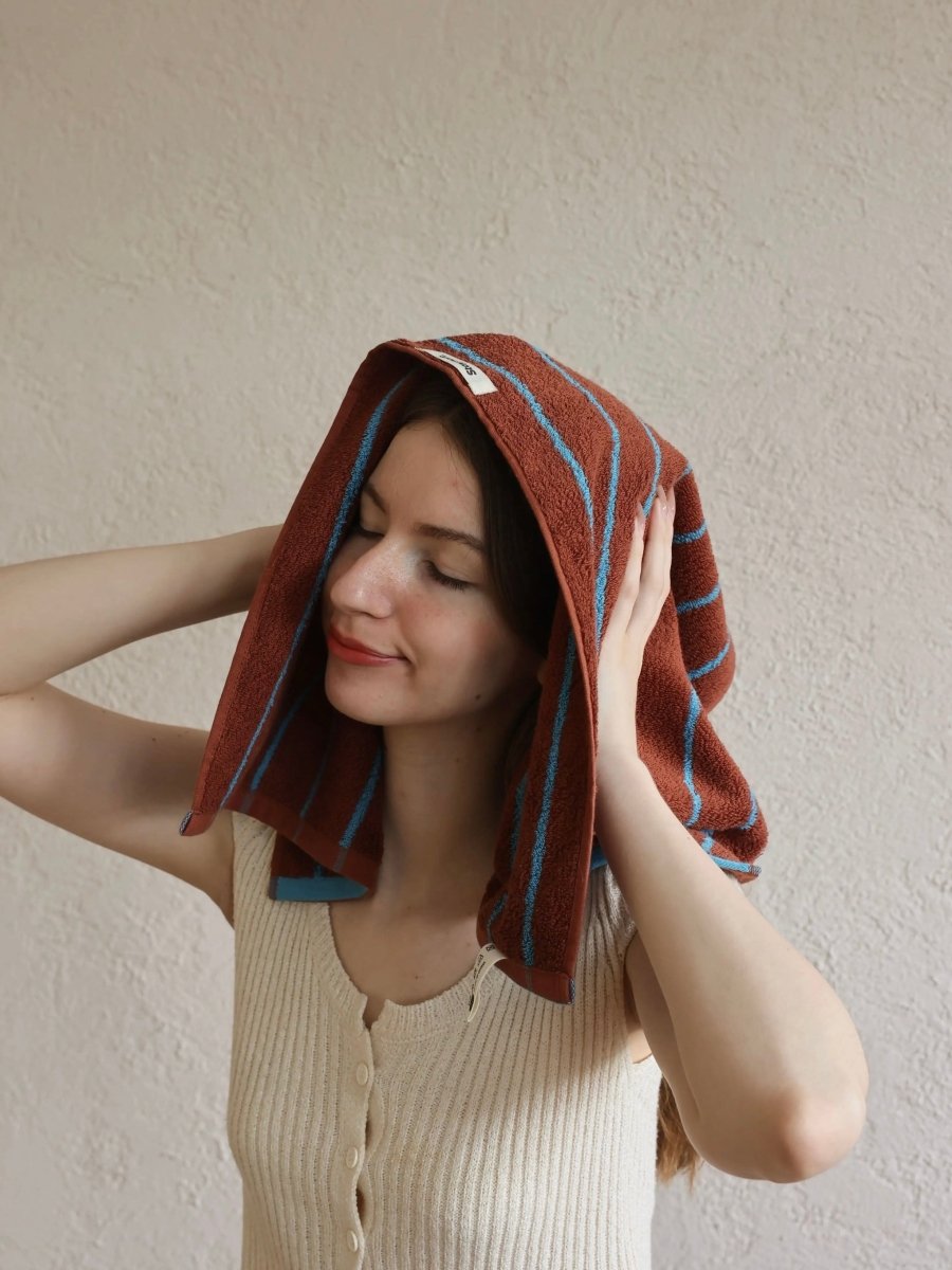 Retro Earthy - tone Pinstripe Bath Towel — 100% Long - Staple Cotton, Soft, Plush & Absorbent - Retro Earthy - tone Pinstripe Towel - Chestnut - Bath Towel - INSPECIAL HOME