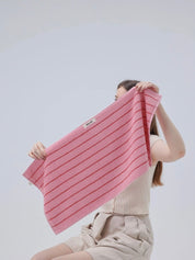 Retro Whimsical Pink Stripe Bath Towel — 100% Long - Staple Cotton, Soft, Plush & Absorbent - Retro Whimsy Pink Pin Stripe Towel - 75 *35cm - INSPECIAL HOME