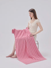 Retro Whimsical Pink Stripe Bath Towel — 100% Long - Staple Cotton, Soft, Plush & Absorbent - Retro Whimsy Pink Pin Stripe Bath Towel - 140*70cm - INSPECIAL HOME