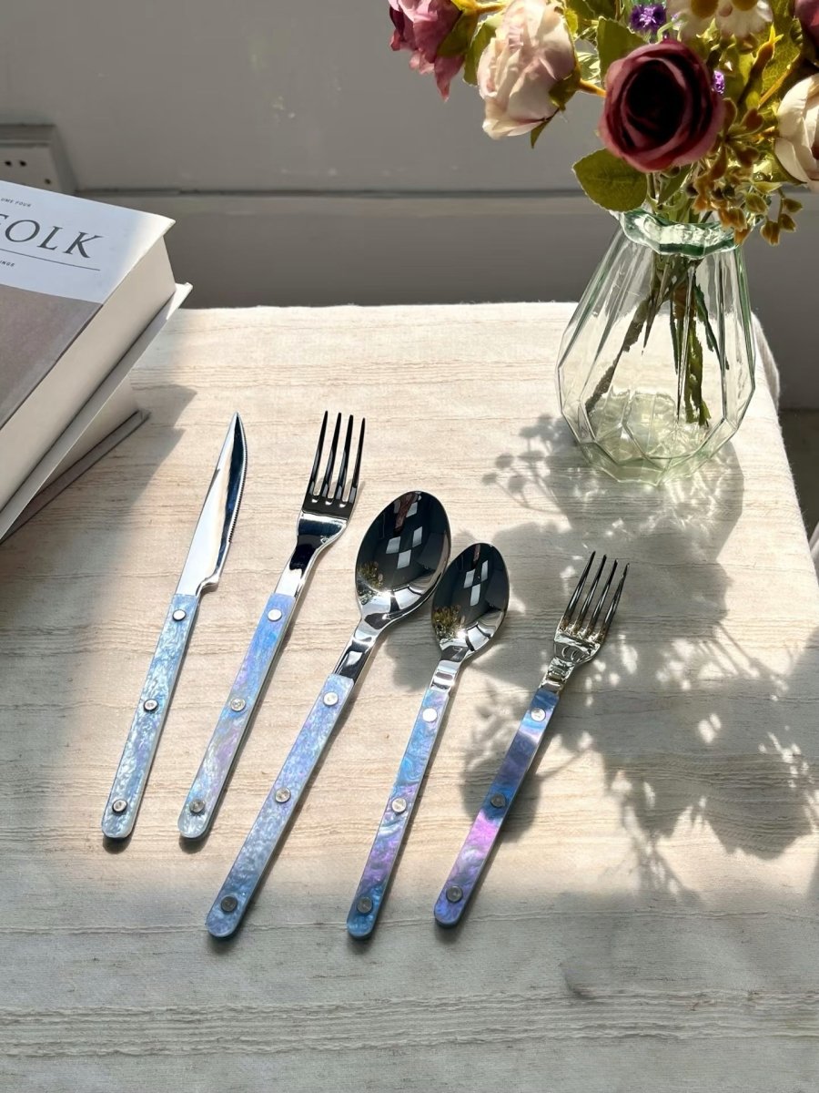 Set Of 10 Pcs Modern Nebula Cutlery, Bistrot Style Rivet Flatware Set - Flatware Sets - Nebula Cutlery Set Of 10 Pcs - Glacier - INSPECIAL HOME