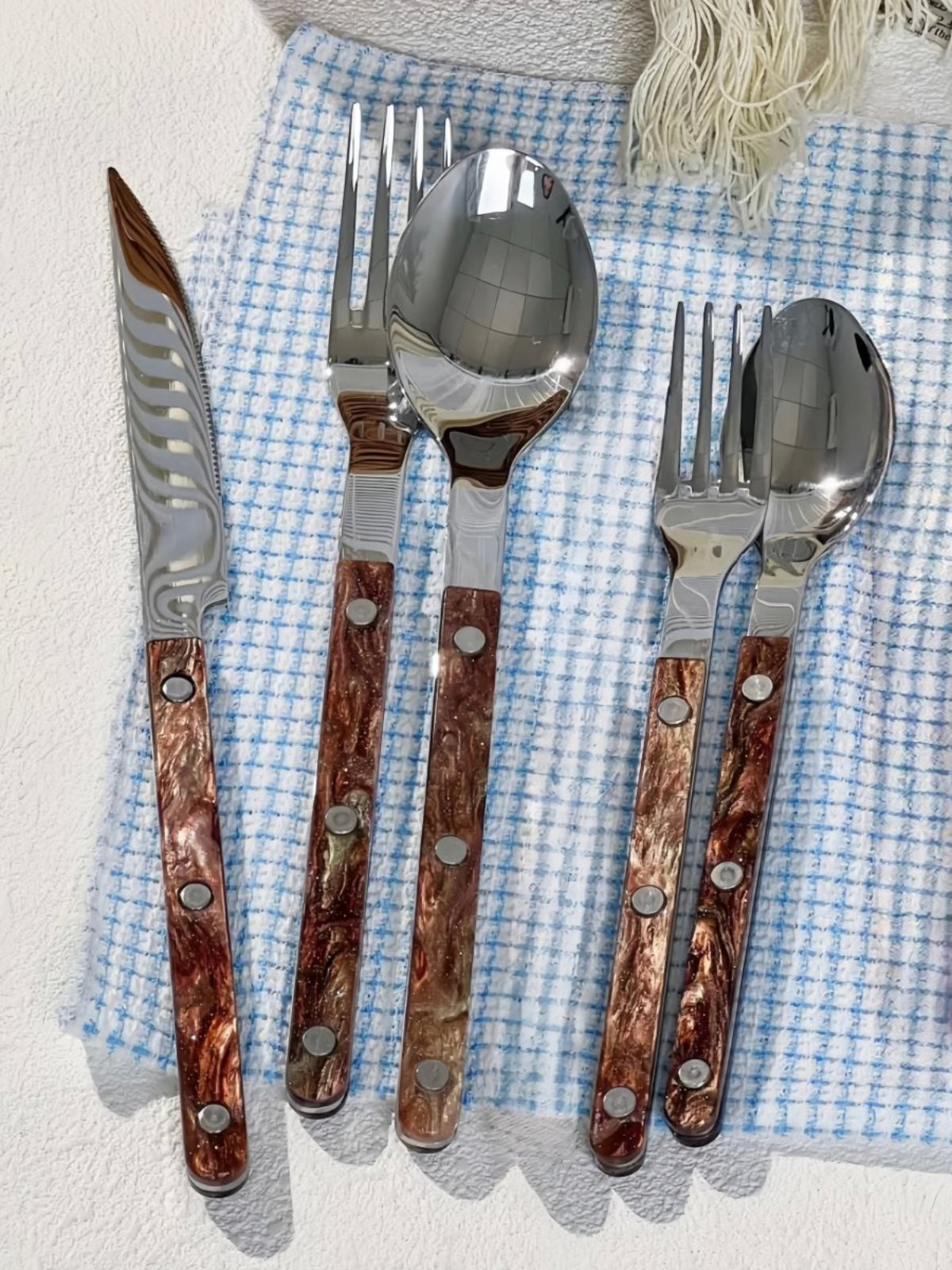 Set Of 10 Pcs Modern Nebula Cutlery, Bistrot Style Rivet Flatware Set - Flatware Sets - Nebula Cutlery Set Of 10 Pcs-Sand Dune - INSPECIAL HOME