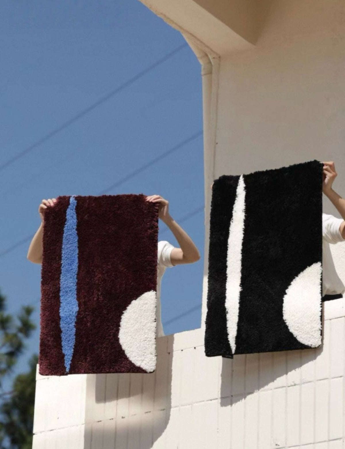 Ultra Soft Contemporary Abstract Bath Rug, Absorbent, Anti - slippery Mat - Contemporary Abstract Bath Rug - Coffee Brown & Blue & White - INSPECIAL HOME