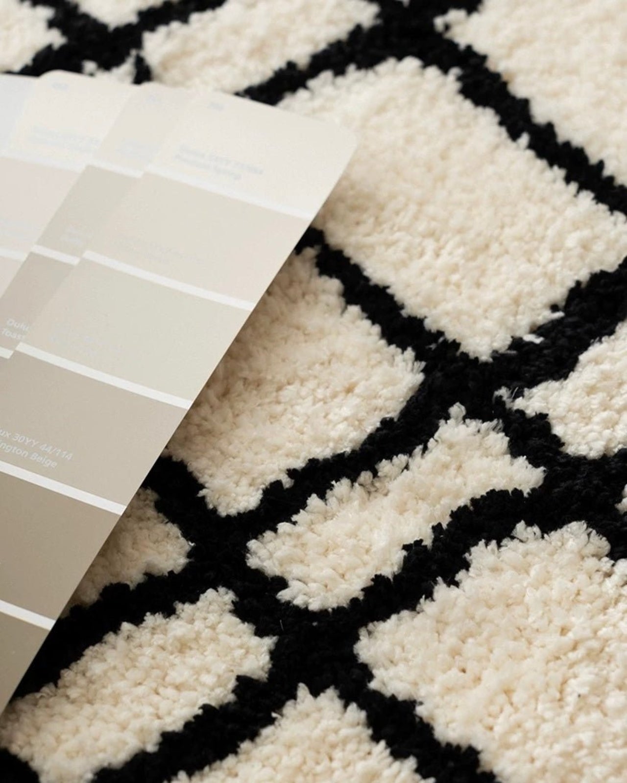 Ultra Soft Minimalist Nordic Stripe Bath Rug, Absorbent, Anti - slippery Mat - Nordic Minimalist Sketch Stripe Bath Rug - Red - INSPECIAL HOME