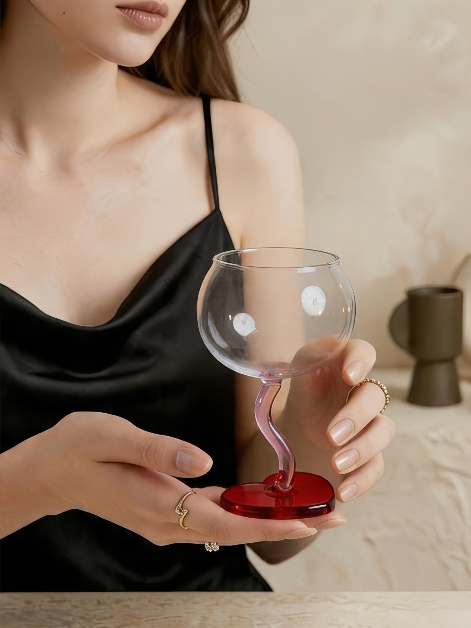 Valentine's Gift Box: Retro Wavy Goblet Set of 4 Pcs - Gifts for Valentine's Day, Wedding, Anniversary - Stemware - Valentine's Gift Box: Retro Wavy Goblet Set of 4 Pcs - INSPECIAL HOME