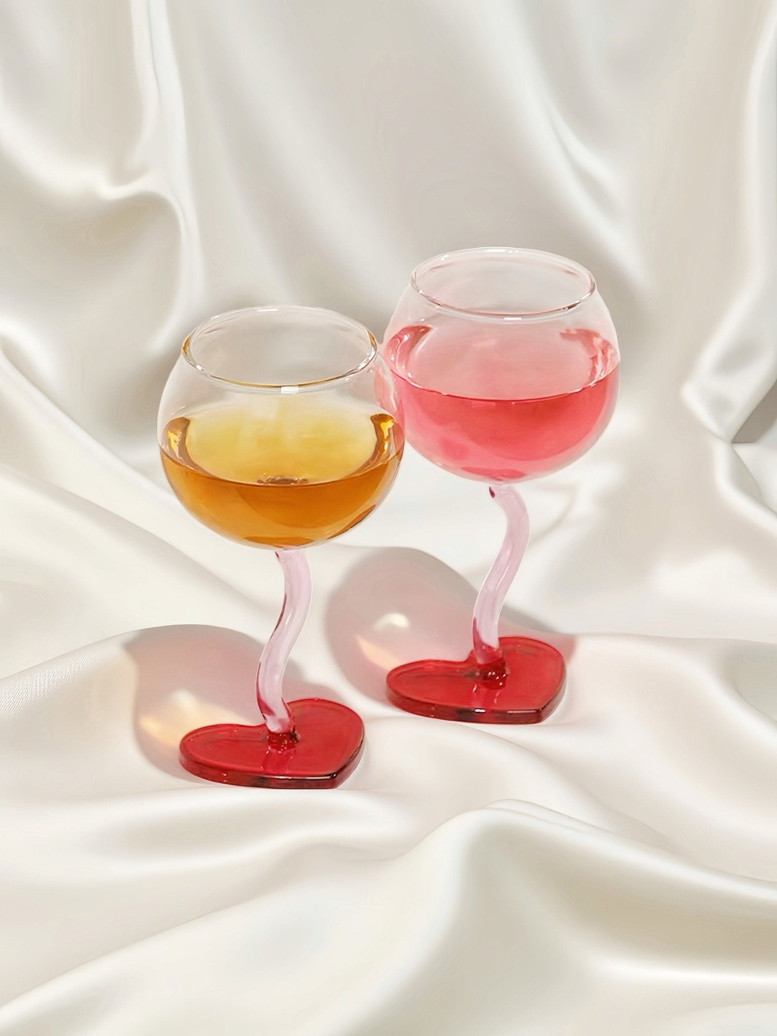 Valentine's Gift Box: Retro Wavy Goblet Set of 4 Pcs - Gifts for Valentine's Day, Wedding, Anniversary - Stemware - Valentine's Gift Box: Retro Wavy Goblet Set of 4 Pcs - INSPECIAL HOME
