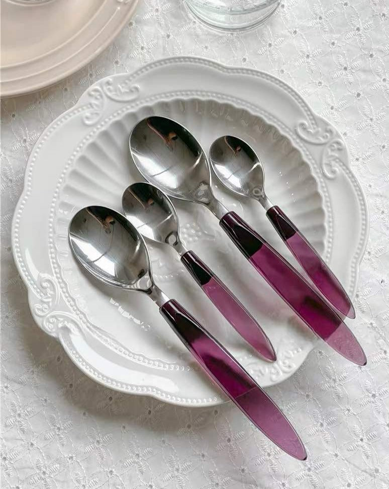 https://inspecialhome.com/cdn/shop/products/meteor-flatware-set-of-16-pcs-35-each-sleek-modern-cutlery-silverware-set-351932_2048x.jpg?v=1698186281