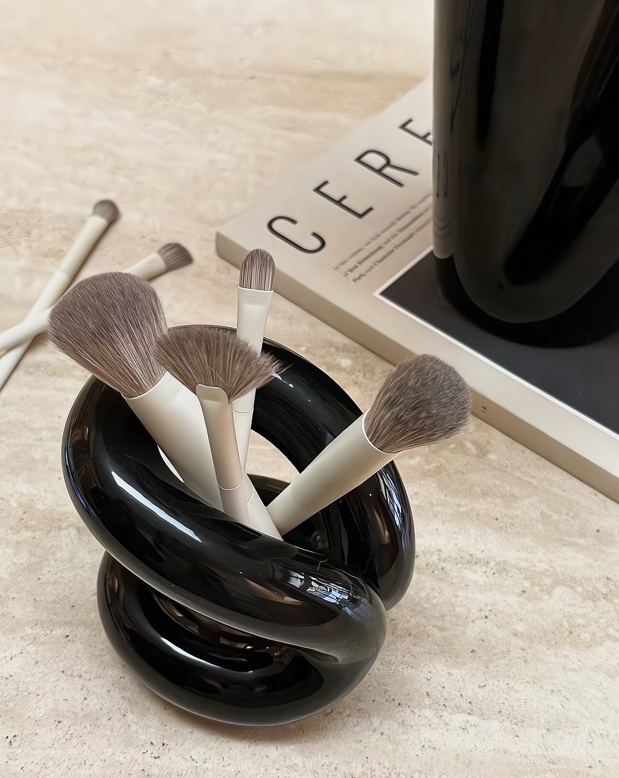 Nordic Style Ceramic Foundation Brushes Holders - Nordic Style Ceramic Foundation Brushes Holders - Black - INSPECIAL HOME