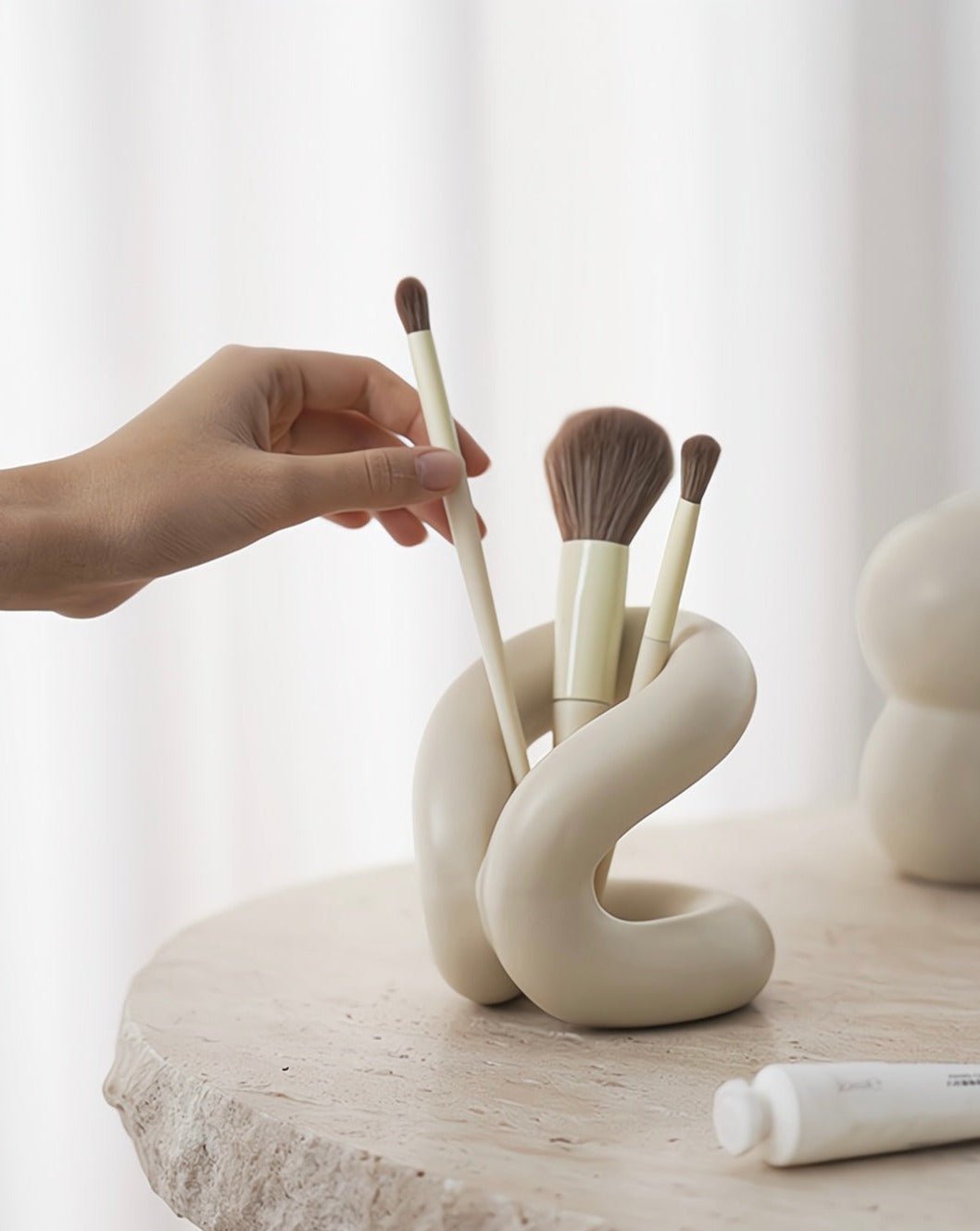 Nordic Style Ceramic Foundation Brushes Holders - Nordic Style Ceramic Foundation Brushes Holders-Cheese - INSPECIAL HOME