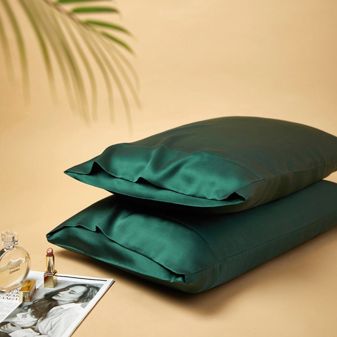 Silky Gift Box: 6A Grade Organic Mulberry Silk Pillowcase Set of 2 Pcs - 30 Momme, Pure Silk on Both Sides - 6A Grade Organic Mulberry Silk Pillowcase-Emerald Green - INSPECIAL HOME